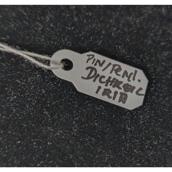 White fused + iridescent glass aurora Pin/Pendant SP 20" chain 11/4" x 1 3/4" - Picture 4 of 10